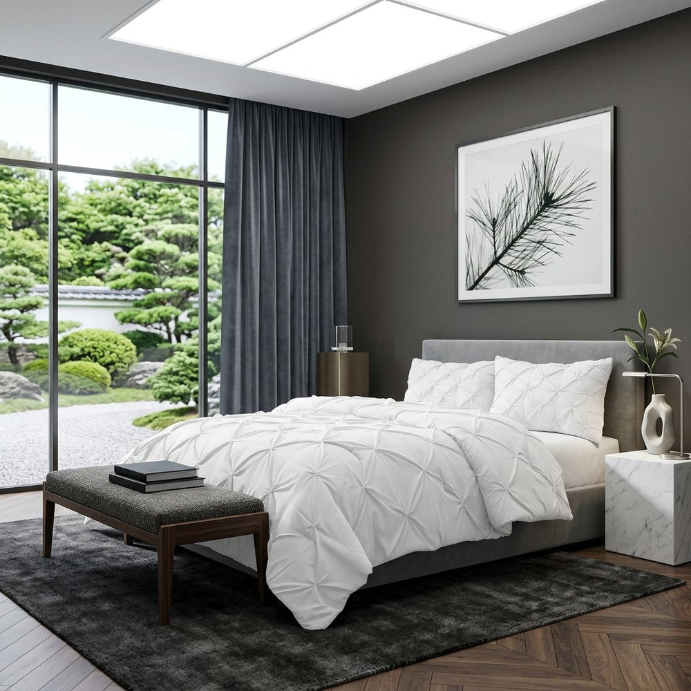 White Queen Microfiber Washable Microfiber Down Alternative Comforter