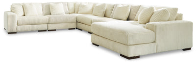 Lindyn Sectional