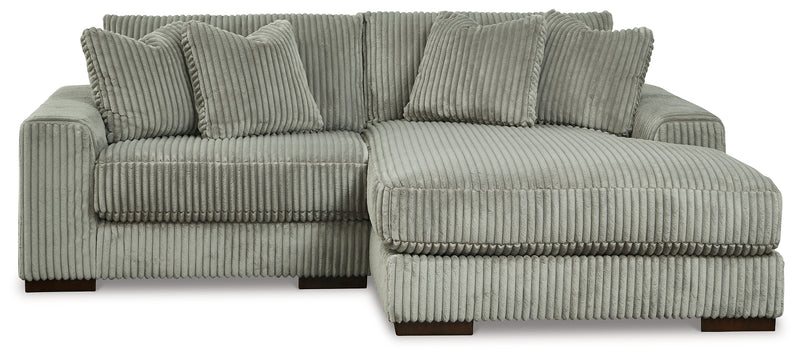 Lindyn Sectional