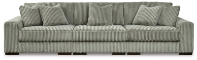 Lindyn Sectional