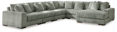 Lindyn Sectional