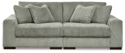 Lindyn Sectional