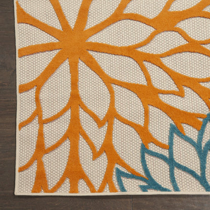 3' X 4' Green And Ivory Indoor Outdoor Area Rug