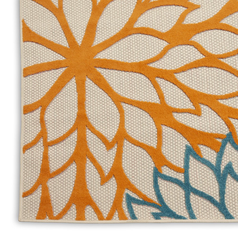 3' X 4' Green And Ivory Indoor Outdoor Area Rug