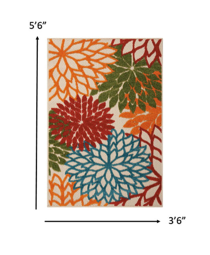 3' X 4' Green And Ivory Indoor Outdoor Area Rug