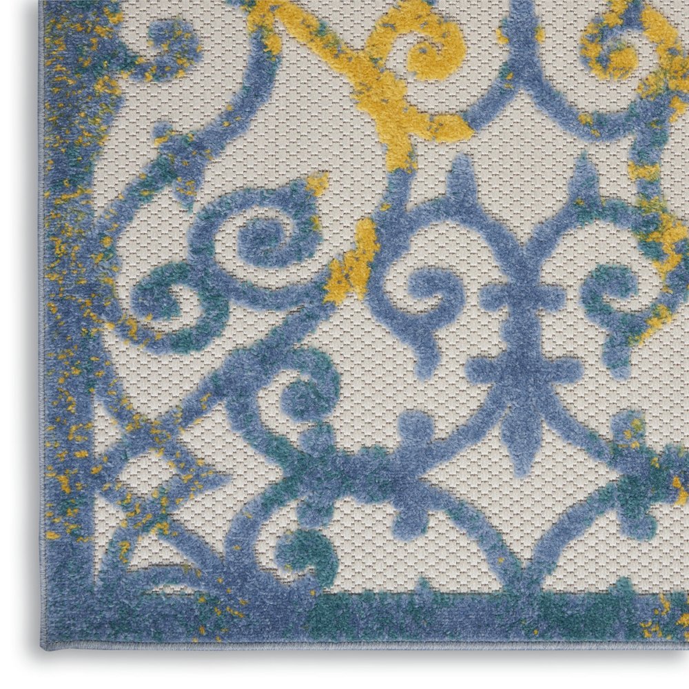 6' Ivory And Blue Indoor Outdoor Area Rug