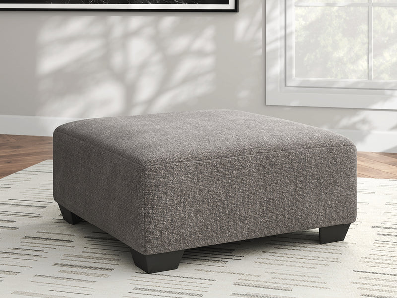 Newellen Living Room