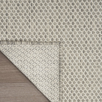 6' X 9' Ivory and Silver Indoor Outdoor Area Rug