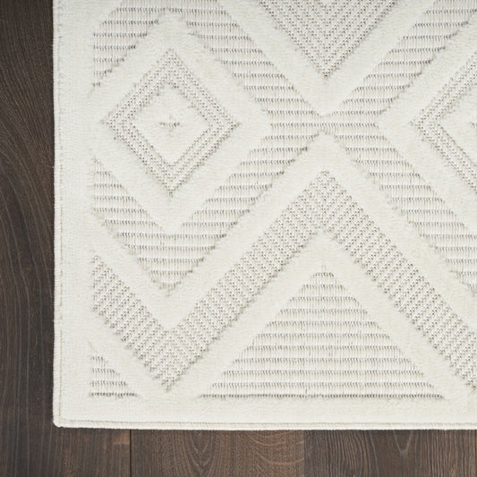 9' X 12' Ivory And White Indoor Outdoor Area Rug