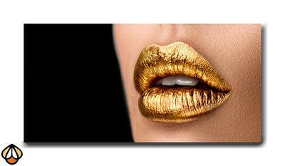 Golden Kiss - Luxurious Lip Art