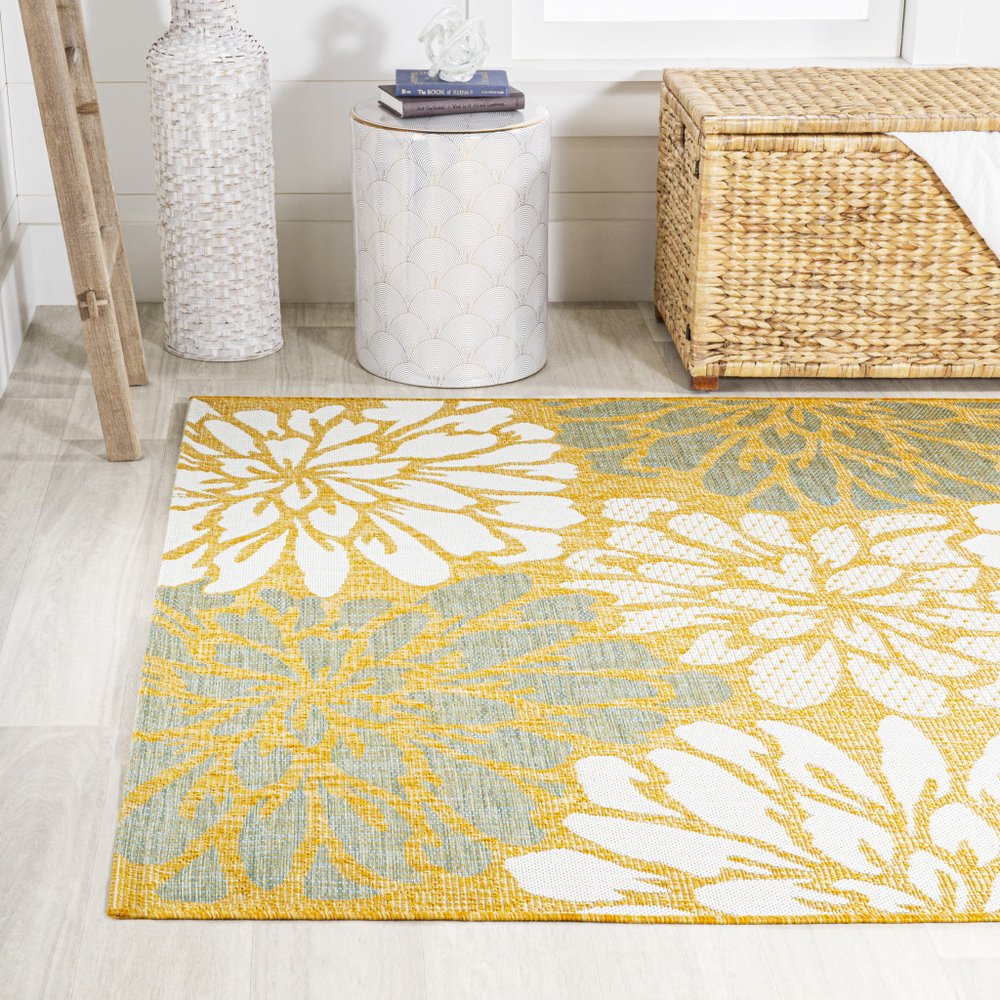 9' X 12' Yellow And Cream Floral Indoor Outdoor Area Rug
