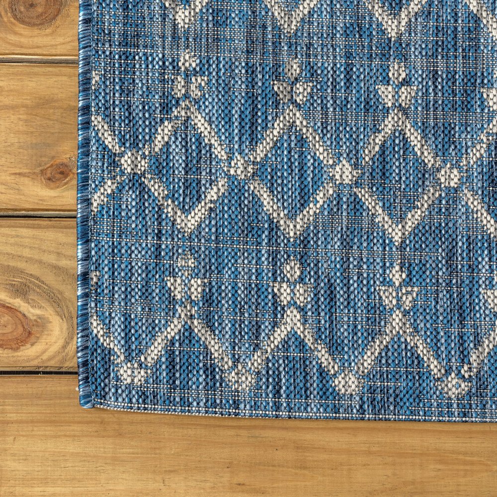 3' Navy Blue And Light Gray Square Trellis Indoor Outdoor Area Rug