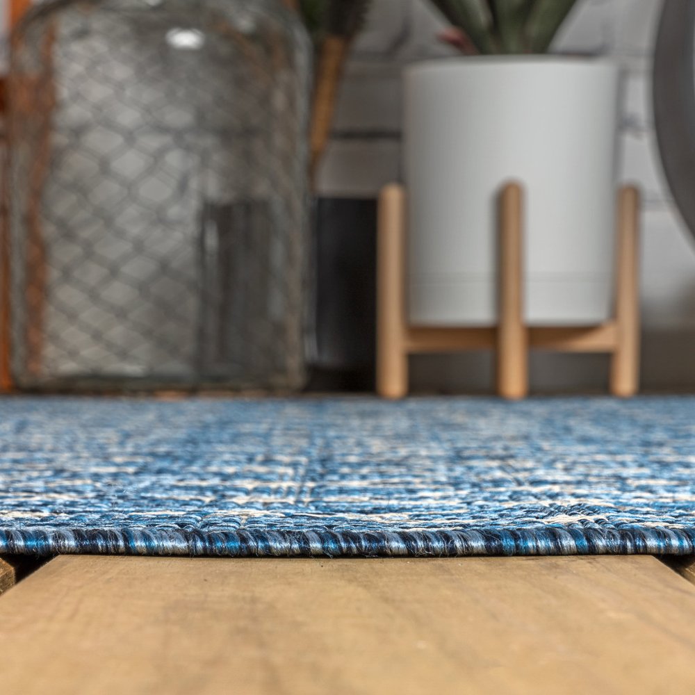 3' Navy Blue And Light Gray Square Trellis Indoor Outdoor Area Rug