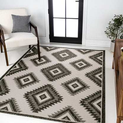 4' X 6' Black And Cream Moroccan Indoor Outdoor Area Rug