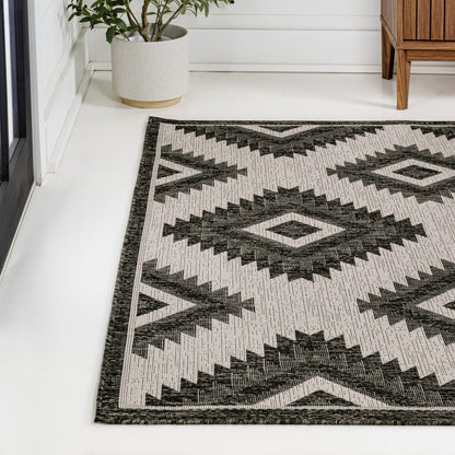 4' X 6' Black And Cream Moroccan Indoor Outdoor Area Rug