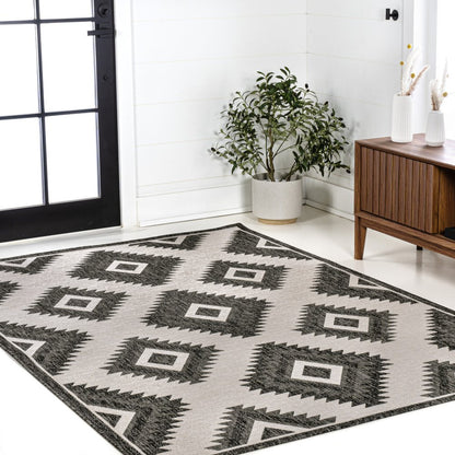 4' X 6' Black And Cream Moroccan Indoor Outdoor Area Rug