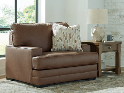 VillaCourt Living Room