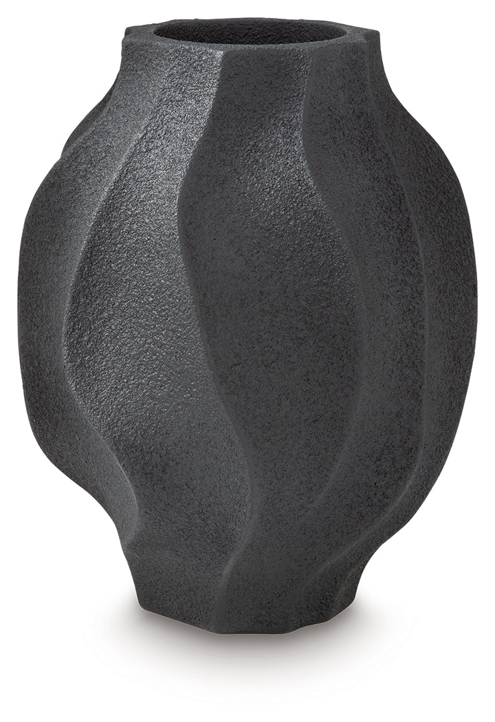 Judworth Vase