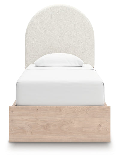 Arloster Bedroom