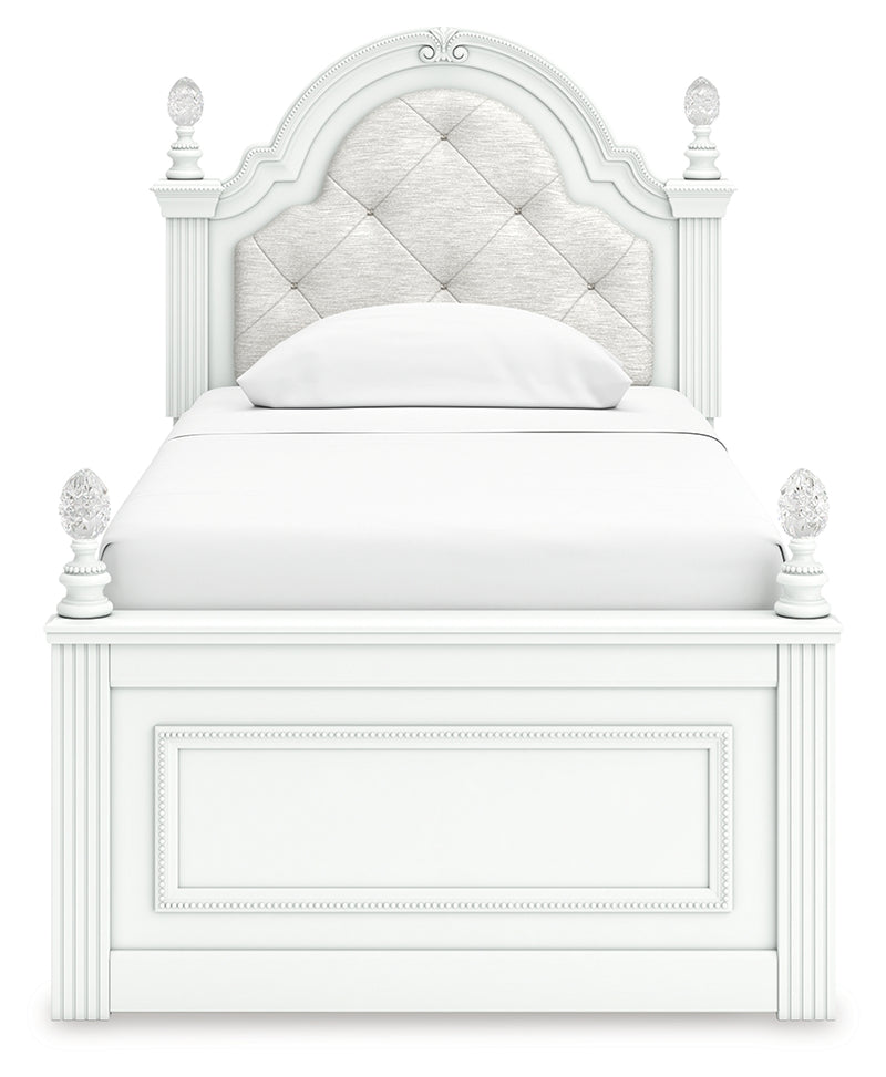 Kozlani Bedroom