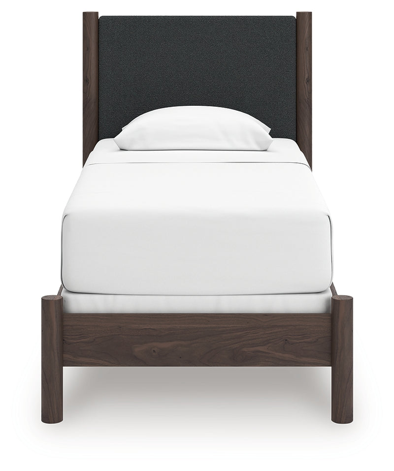 Pamytta Bedroom