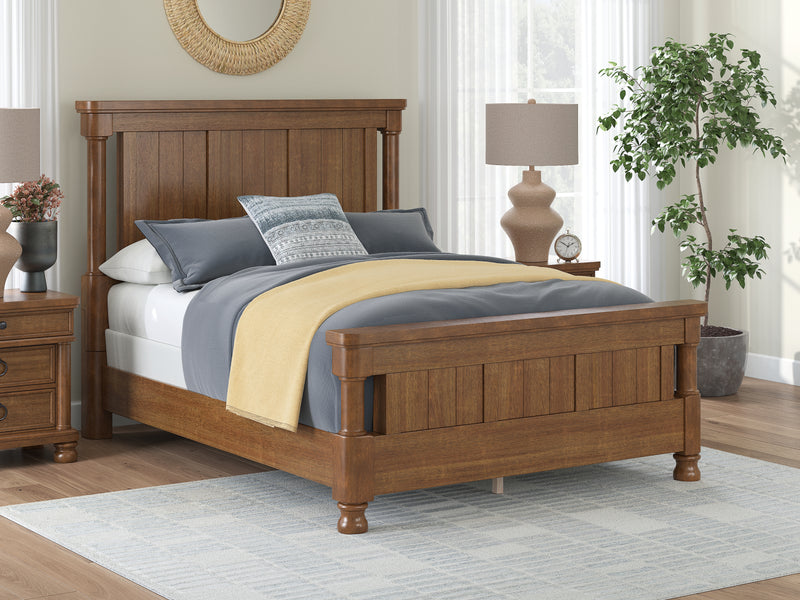 Evee Outdoor & More - Ashley Furniture - Rowlenstown Bedroom - Queen Poster Bed / Brown - PCB824B2