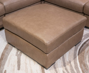 Veronella Living Room