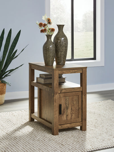 Evee Outdoor & More - Ashley Furniture - Fendenmore Chairside End Table - Chair Side End Table / Brown - T190-117